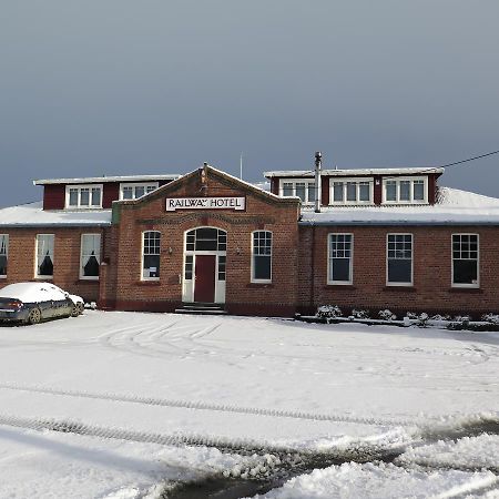 Mossburn Railway Hotel Extérieur photo