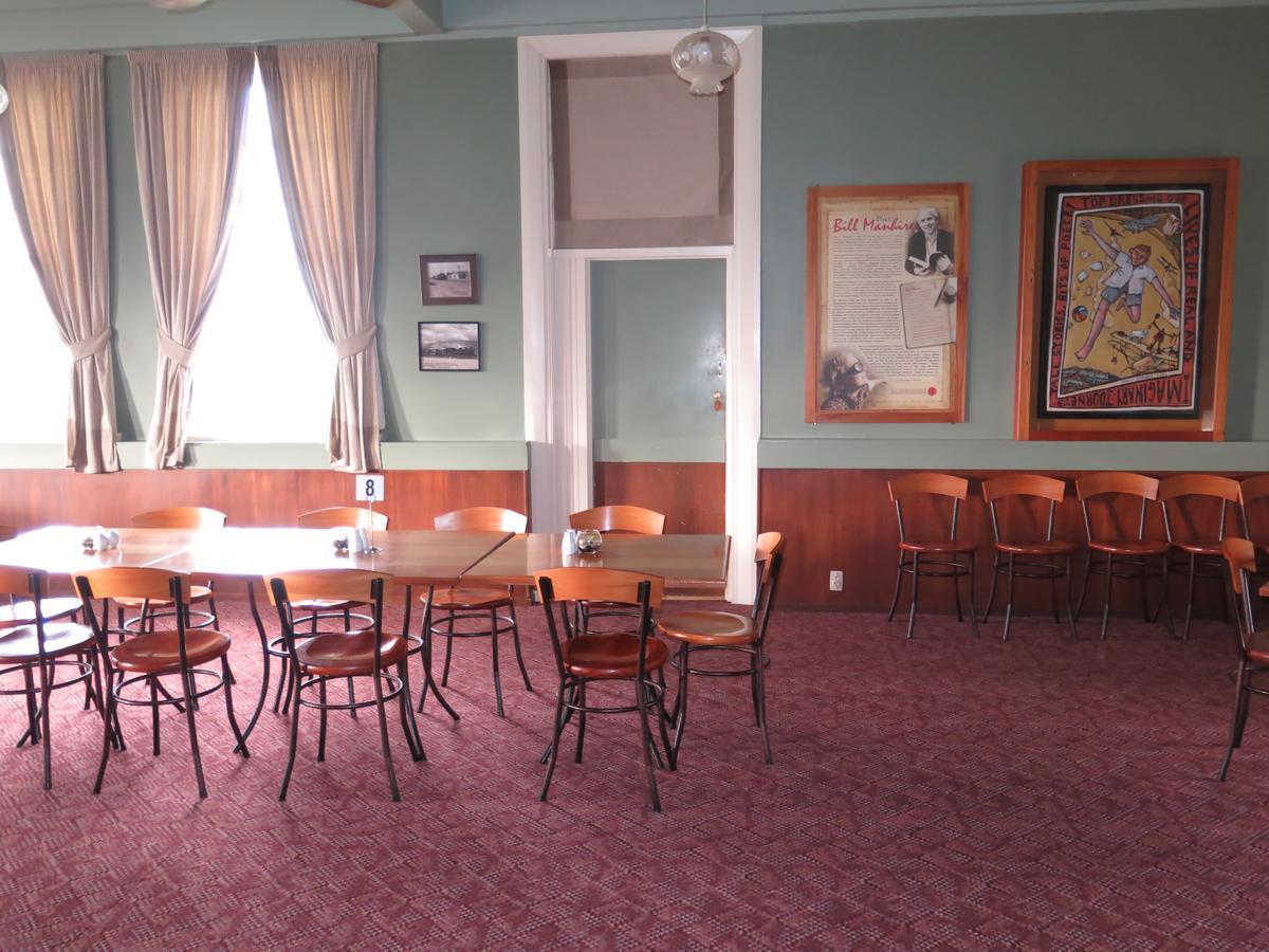 Mossburn Railway Hotel Extérieur photo