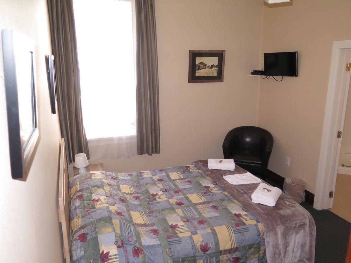 Mossburn Railway Hotel Chambre photo